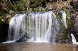 Wainamu Falls