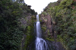 Kitekite Falls